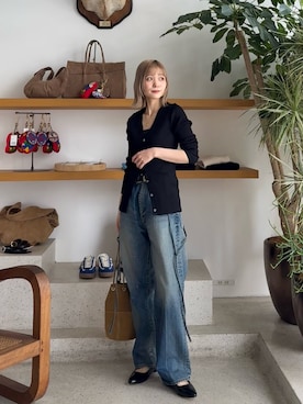 「Whim Gazette（ウィムガゼット）のサスペンダーデニム（サロペット/オーバーオール、ブルー系）」を使った、Oharaさん（レディース・158cm）の春コーディネート