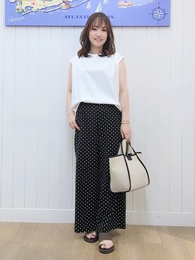 「Dessin（デッサン）の【接触冷感/UVカット】美光沢ノースリーブカットソー（Tシャツ/カットソー、ホワイト系）」を使った、itoさん（レディース・159cm）の夏コーディネート