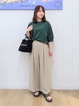「Dessin（デッサン）のバックヘンリーカットソー5分袖（Tシャツ/カットソー、グリーン系）」を使った、itoさん（レディース・159cm）の秋コーディネート
