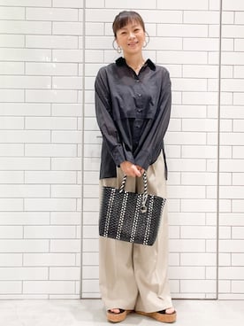 「OPAQUE.CLIP（オペークドットクリップ）のクロスベルトデザインサンダル（サンダル）」を使った、oiさん（レディース・155cm）の春コーディネート