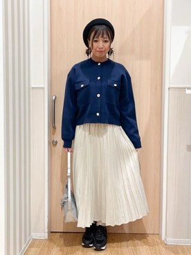 「SHOO・LA・RUE（シューラルー）の【洗濯機可/S-LL】1枚でも羽織りでも 華やか上品カーデ（カーディガン/ボレロ、ブルー系）」を使った、natsumiさん（レディース・160cm）の冬コーディネート