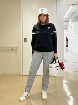 「アイテム（その他、レッド系）」を使った、タケさん（レディース・157cm）の春コーディネート