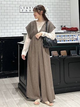 「アイテム（ヘアゴム、ホワイト系）」を使った、れみ　　さん（レディース・157cm）の秋コーディネート