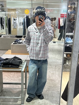 「WHO'S WHO gallery（フーズフーギャラリー）のスラッシュポケットデニム（デニムパンツ、ブルー系）」を使った、Rionさん（メンズ・170cm）の春コーディネート