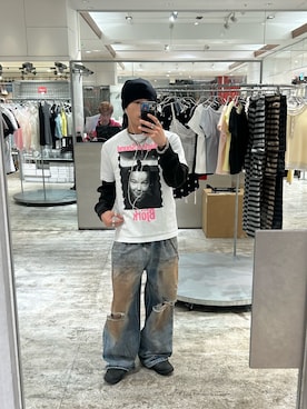 「WHO'S WHO gallery（フーズフーギャラリー）の【BLESS YOU】 ダメージボロデニム（デニムパンツ、ブルー系）」を使った、Rionさん（メンズ・170cm）の春コーディネート