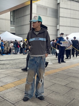 「Sourcream（サワークリーム）の【26AW LOOK掲載品番】【Sourcream】ナイロンアノラック（ナイロンジャケット、グレー系）」を使った、Rionさん（メンズ・170cm）の秋コーディネート