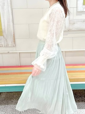 「SEU（エスイーユー）のアイテム」を使った、彭海城さん（レディース・160cm）の冬コーディネート