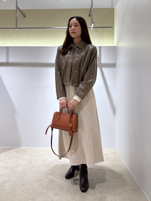 フェイクレザーステンカラーブルゾン
