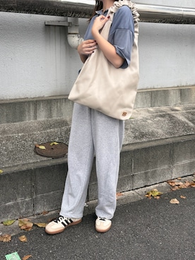「ALTROSE（アルトローズ）のアイテム」を使った、amiさん（レディース・158cm）の秋コーディネート