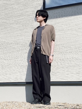 「GU（ジーユー）のアイテム（Tシャツ/カットソー、グレー系）」を使った、QOOさん（メンズ・167cm）の夏コーディネート