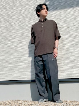 「NANO universe（ナノユニバース）のアイテム（シャツ/ブラウス、ブラウン系）」を使った、QOOさん（メンズ・167cm）の夏コーディネート