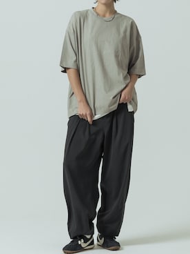 「SLICK（スリック）のアイテム（パンツ）」を使った、slickwearさん（レディース・176cm）の春コーディネート