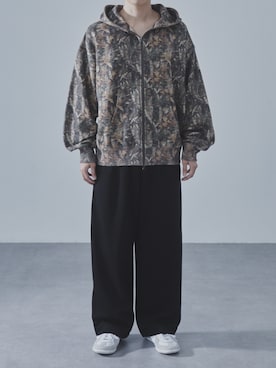 「SLICK（スリック）のアイテム」を使った、slickwearさん（メンズ・170cm）の秋コーディネート