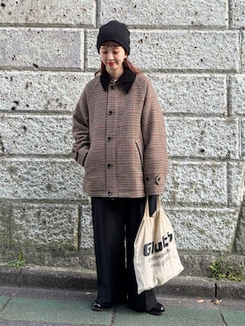「アイテム（ニットキャップ/ビーニー）」を使った、Kanakoさん（レディース・163cm）の秋コーディネート