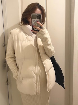 「GUコーデ」｜「アイテム（ダウンベスト）」を使った、岩田麻央さん（レディース・164cm）の秋コーディネート