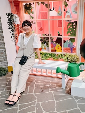 「アイテム（オールインワン・サロペット、ベージュ系）」を使った、Daisyさん（レディース・163cm）の秋コーディネート