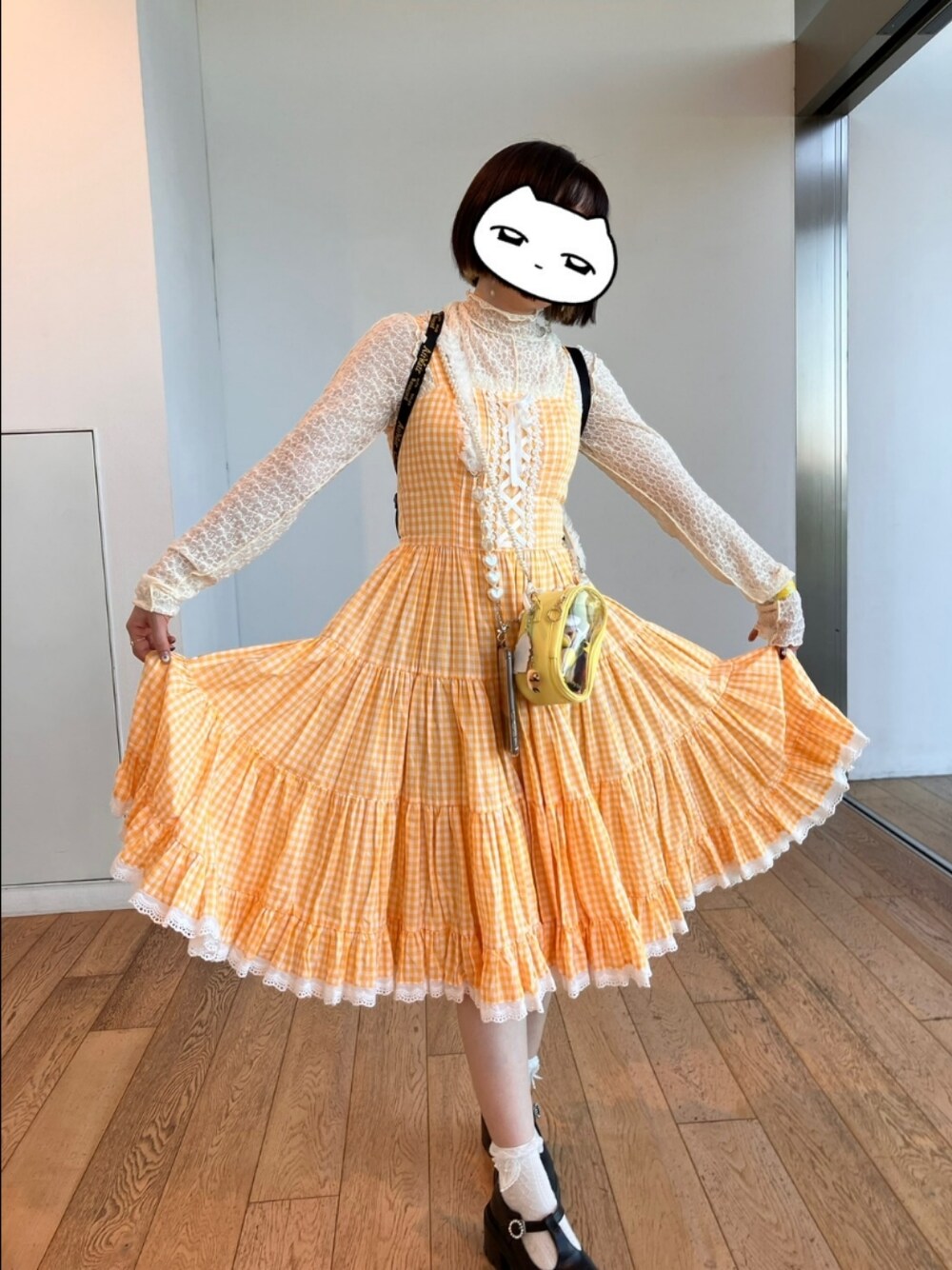 「axes femmeのアイテム（パンプス、ブラック系）」を使った、駒子さん（レディース・163cm）の秋コーディネートの1枚目の写真