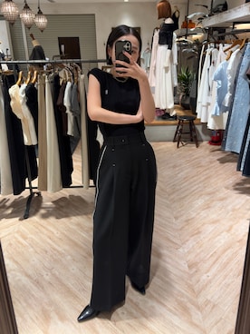 「CAPRICIEUX LE'MAGE（カプリシューレマージュ）の1ポイントノースリニット（Tシャツ/カットソー、ブラック系）」を使った、otaniさん（レディース・160cm）の秋コーディネート