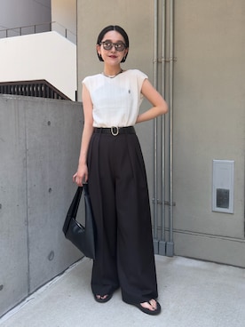 「CAPRICIEUX LE'MAGE（カプリシューレマージュ）の1ポイントノースリニット（Tシャツ/カットソー、ホワイト系）」を使った、otaniさん（レディース・160cm）の夏コーディネート