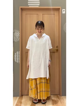 「Samansa Mos2（サマンサ モスモス）の【クールコットン】柄アソートスキッパーチュニック（シャツ/ブラウス）」を使った、あおいさん（レディース・162cm）の夏コーディネート