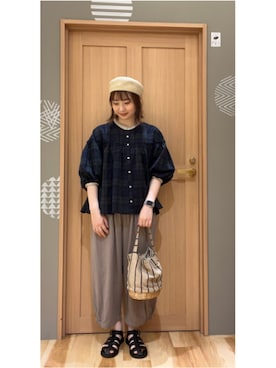 「配色」｜「アイテム（ハンチング/ベレー帽）」を使った、あおいさん（レディース・162cm）の夏コーディネート