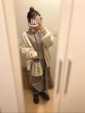 「titivate（ティティベイト）のﾛｰｹﾞｰｼﾞﾊﾝﾄﾞﾗｲｸﾆｯﾄｶｰﾃﾞｨｶﾞﾝ（カーディガン/ボレロ）」を使った、きなこさん（レディース・152cm）の秋コーディネート