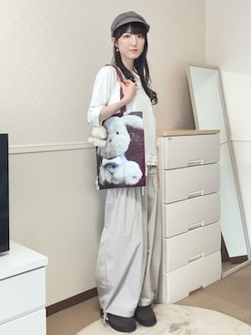 「COYSEIOのアイテム（その他パンツ、ベージュ系）」を使った、aoiさん（レディース・161cm）の夏コーディネート