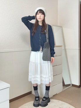 「OHESHIO（オヘシオ）のアイテム（ニットキャップ/ビーニー、ホワイト系）」を使った、aoiさん（レディース・161cm）の春コーディネート