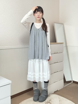 「PESTO（ペスト）のアイテム（Tシャツ/カットソー、グレー系）」を使った、aoiさん（レディース・161cm）の夏コーディネート