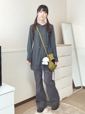 「ONSKAのアイテム（ワンピース/ドレス、グリーン系）」を使った、aoiさん（レディース・161cm）の夏コーディネート