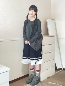 「COYSEIOのアイテム（Tシャツ/カットソー、グレー系）」を使った、aoiさん（レディース・161cm）の夏コーディネート