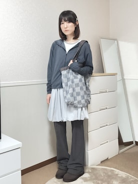 「COYSEIOのアイテム（トートバッグ、ブラウン系）」を使った、aoiさん（レディース・161cm）の秋コーディネート