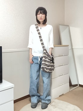 「アイテム（ニットキャップ/ビーニー、パープル系）」を使った、aoiさん（レディース・161cm）の秋コーディネート