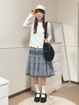 「UNIQLO（ユニクロ）のアイテム（カーディガン/ボレロ、ホワイト系）」を使った、aoiさん（レディース・161cm）の春コーディネート