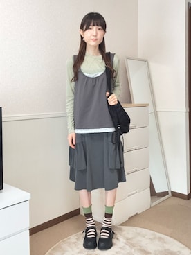 「COYSEIOのアイテム（タンクトップ、グレー系）」を使った、aoiさん（レディース・161cm）の春コーディネート