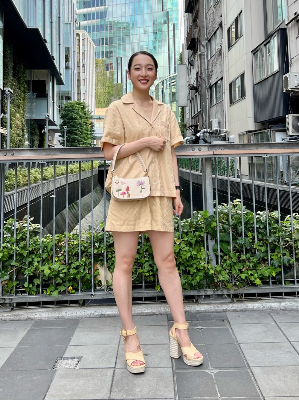 コーチ ベージュ ロゴサンダル コーチ ベージュ ロゴサンダル コーチ ベージュ ロゴサンダル 楽天市場