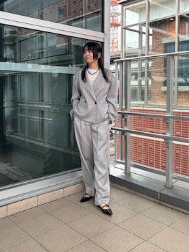 「URBAN RESEARCH（アーバンリサーチ）のポインテッドバックストラップシューズ（パンプス、ブラック系）」を使った、ふくさん（レディース・161cm）の春コーディネート