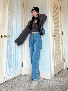 「UGG（アグ）のUGG CLASSIC ULTRA MINI PLATFORM / アグ クラッシック ウルトラ ミニ プラットフォーム 【SP】（ブーツ）」を使った、aya0119さん（レディース・162cm）の秋コーディネート