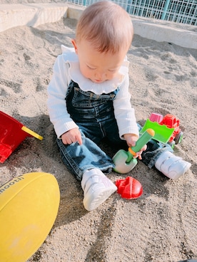 「babyGAP（babyGAP）のアイテム（オールインワン・サロペット）」を使った、glicoさん（キッズ・80cm）の冬コーディネート