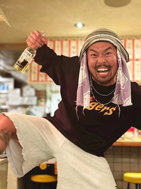 「NOSTALVIA（ノスタルヴィア）の【阪神タイガース90周年 × NOSTALVIA（ノスタルヴィア）】Tigers Fang / タイガースファング ロンT（Tシャツ/カットソー、ブラック系）」を使った、NOSTALVIAさん（メンズ・180cm）の夏コーディネート