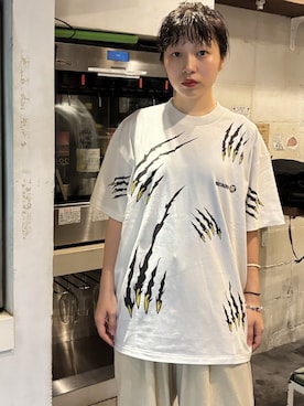 「NOSTALVIA（ノスタルヴィア）の【阪神タイガース90周年 × NOSTALVIA（ノスタルヴィア）】Tigers Scratch / タイガーススクラッチ Tシャツ（Tシャツ/カットソー、ホワイト系）」を使った、NOSTALVIAさん（メンズ・180cm）の夏コーディネート