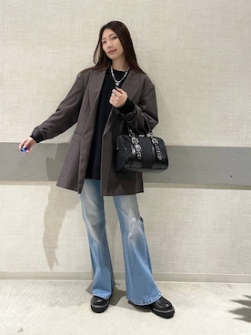 「アイテム（テーラードジャケット）」を使った、えりーさん（レディース・165cm・30代）の秋コーディネート