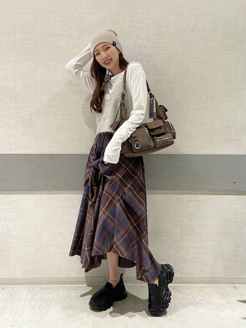 シシマル出品 NOGLE tシャツ 「NOGLE/ノグル」アソートシアートップス レディース