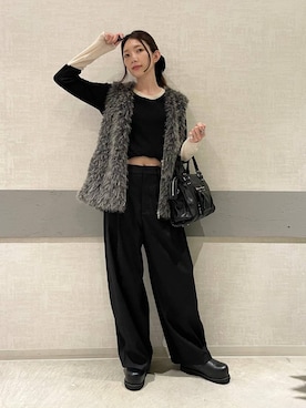 「アイテム（ベスト）」を使った、えりーさん（レディース・165cm・30代）の秋コーディネート