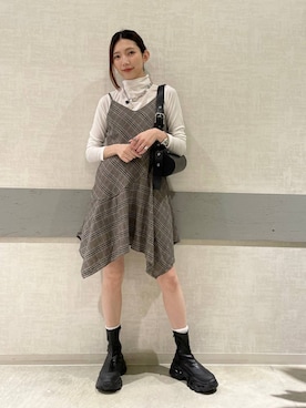 「アイテム（チュニック）」を使った、えりーさん（レディース・165cm・30代）の冬コーディネート