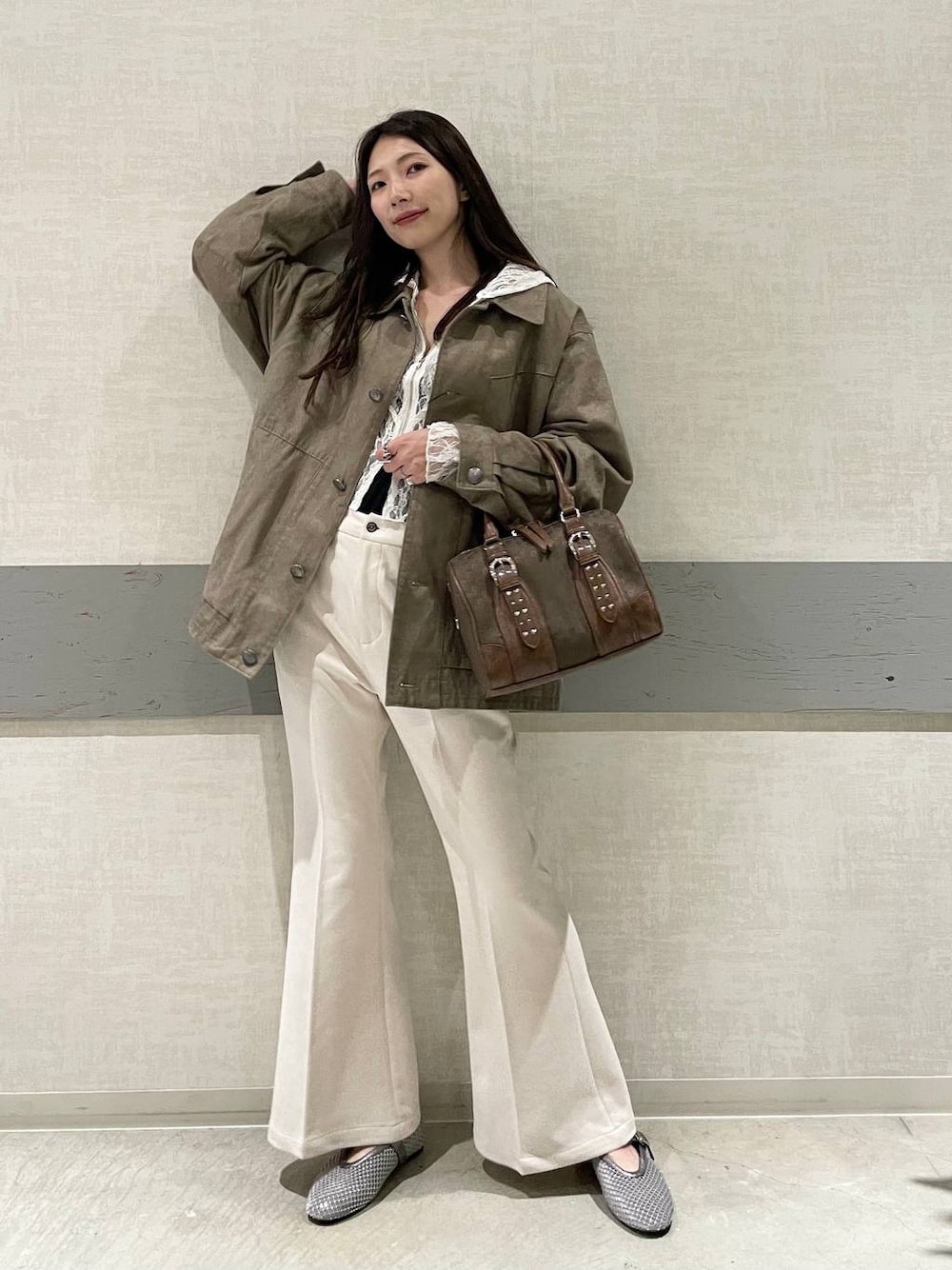 ステッチスエードジャケット/496853を使った人気ファッション