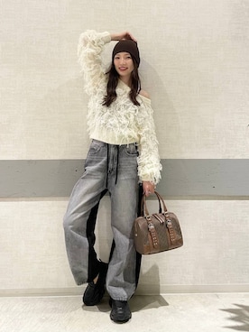 「アイテム（ボストンバッグ、グリーン系）」を使った、えりーさん（レディース・165cm）の秋コーディネート