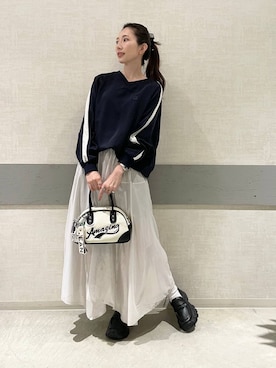 「アイテム（スマホグッズ）」を使った、えりーさん（レディース・165cm・20代）の秋コーディネート