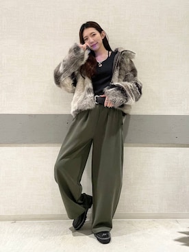 「アイテム（Tシャツ/カットソー）」を使った、えりーさん（レディース・165cm・30代）の秋コーディネート