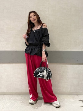 「アイテム（PC・スマホグッズ/家電）」を使った、えりーさん（レディース・165cm）の秋コーディネート